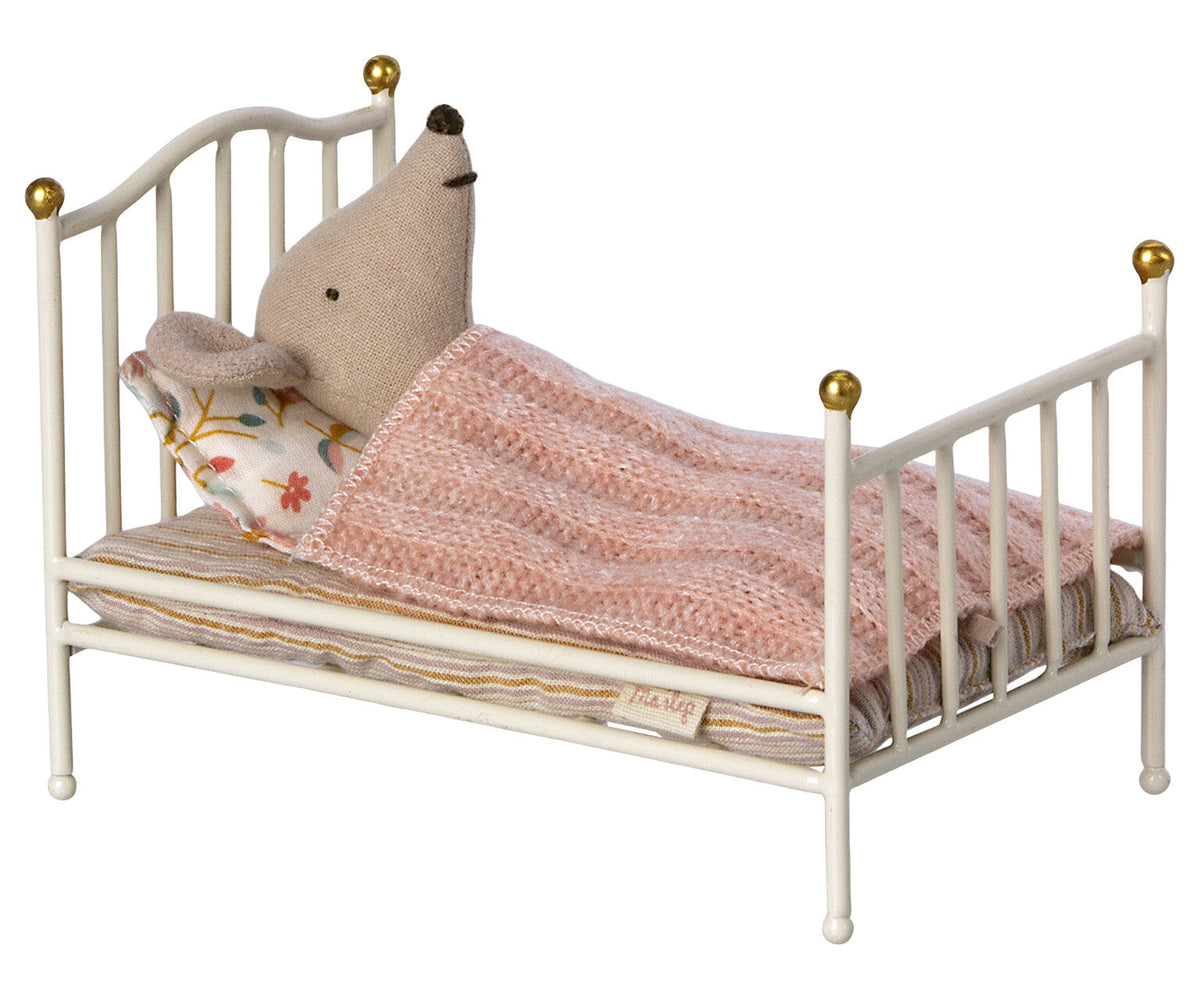 Maileg | Vintage Mouse Bed - Off White