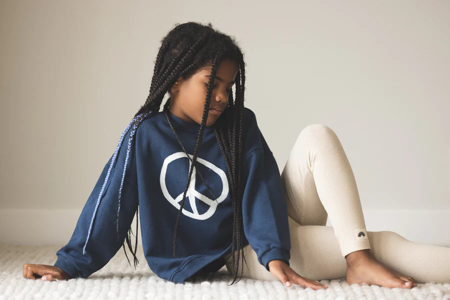 Oversized sweatshirt best sale with leggings